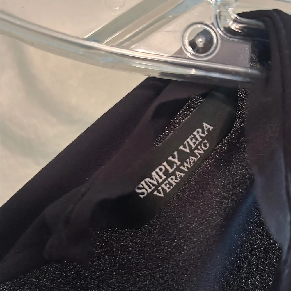 Simply Vera Vera Wang Elegant Black Garment - Picture 2 of 6